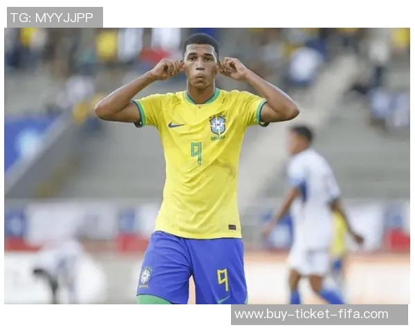 巴西足球神童崛起之路揭秘天赋与努力的完美结合 巴西足球神童崛起之路揭秘天赋与努力的完美结合